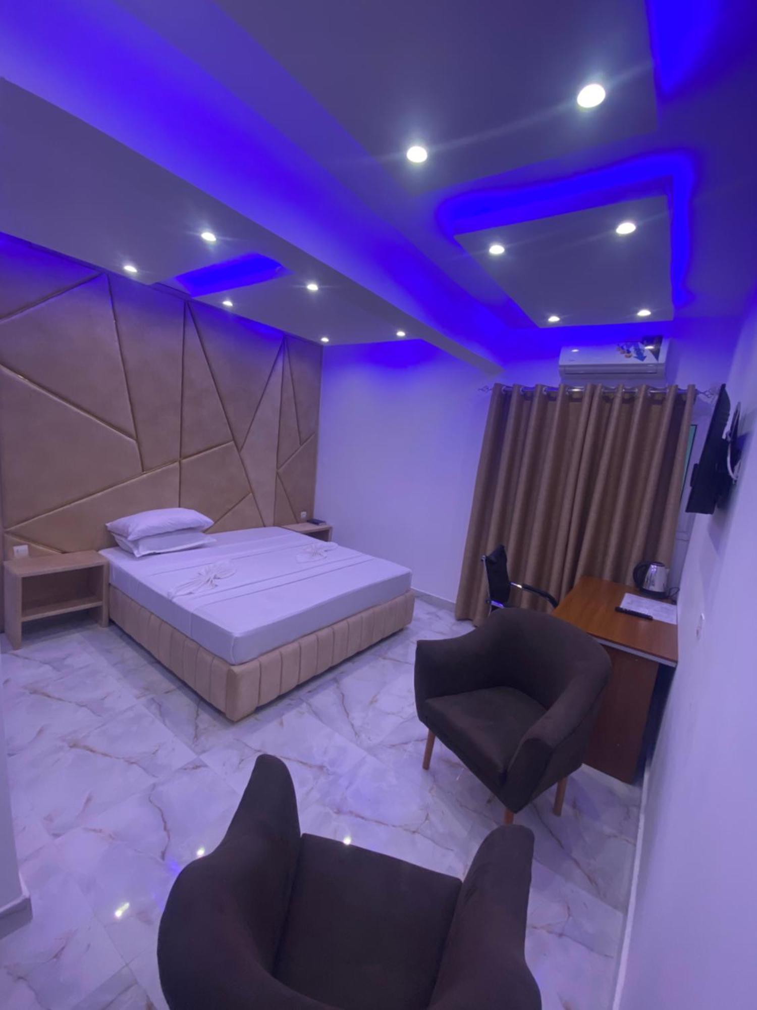 Hotel Victoria Brazzaville Bagian luar foto