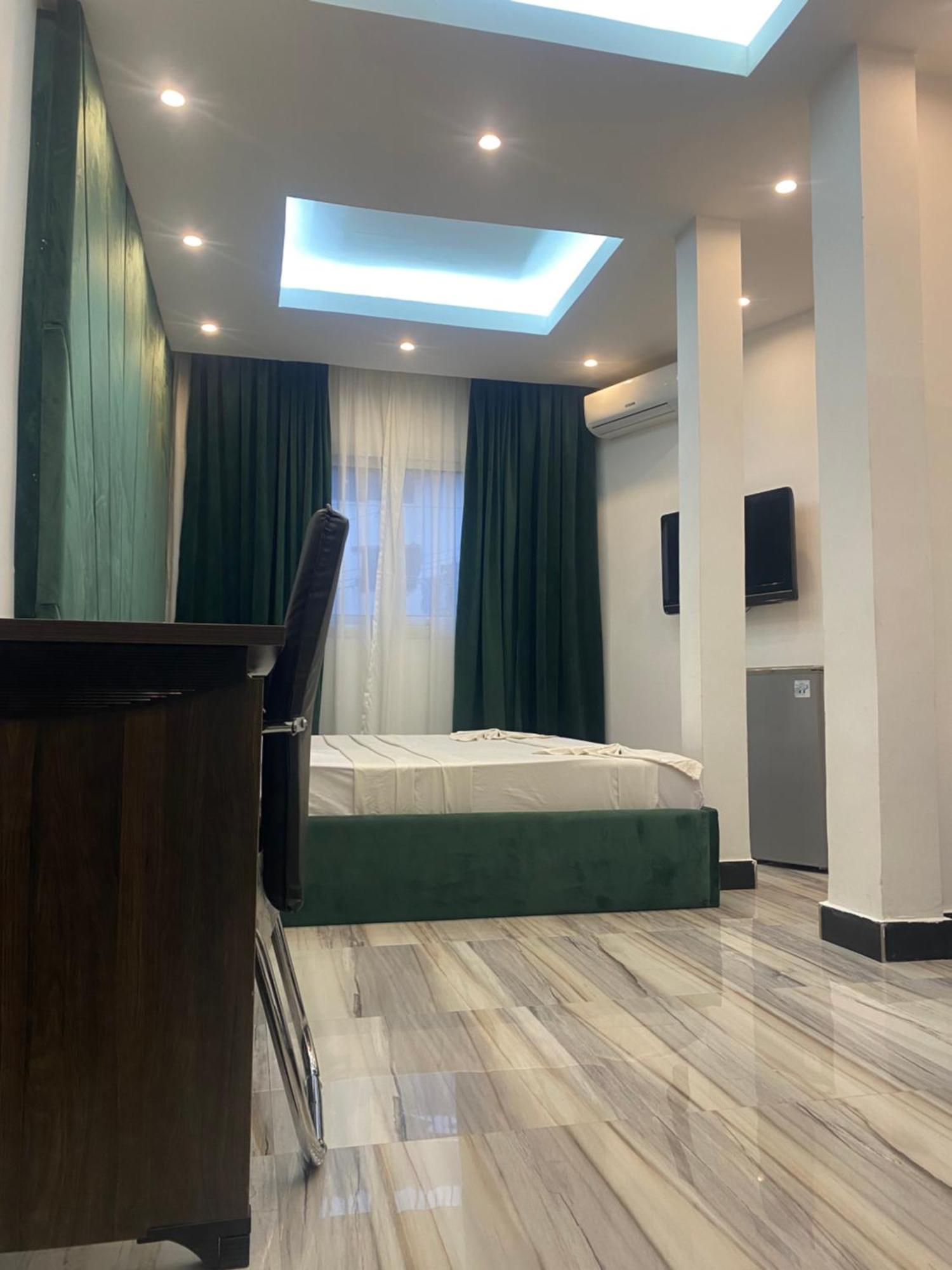 Hotel Victoria Brazzaville Bagian luar foto